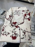 ست لباس راحتی زنانه و دخترانه بلوز آستین کوتاه و شرتک موسلین پفکی کد 5624