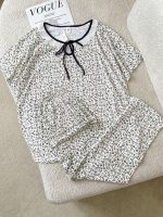 ست دو تیکه راحتی بلوز و شلوار کریشه قواره دار دخترانه و زنانه کد 9223 - Image 2