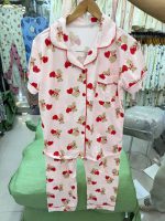 ست دو تیکه راحتی بلوزجلو دکمه و شلوار نخ پنبه وارداتی دخترانه و زنانه کد 9754 - تصویر 2